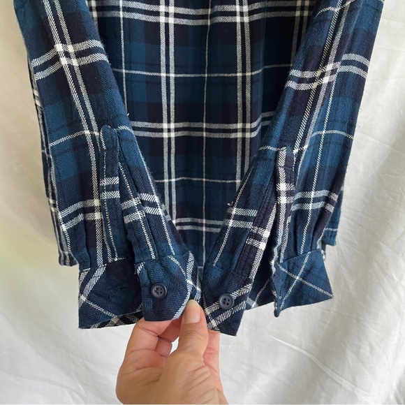 beach lunch lounge plaid long sleeve button front shirt, size M, 100% rayon - Picture 6 of 8